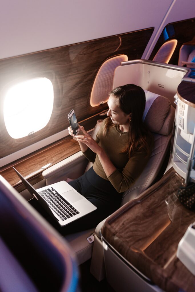 Emirates Airlines' Influencer Collaboration Driving Engagement
